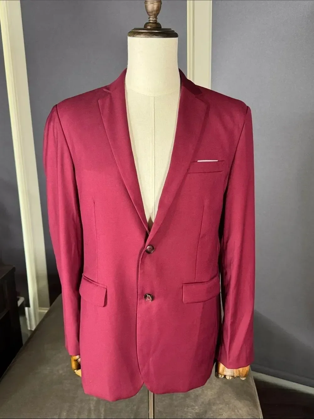 Men’s Burgundy Slim Fit Suit Jacket Blazer Two Button Notched Lapel Size 40
